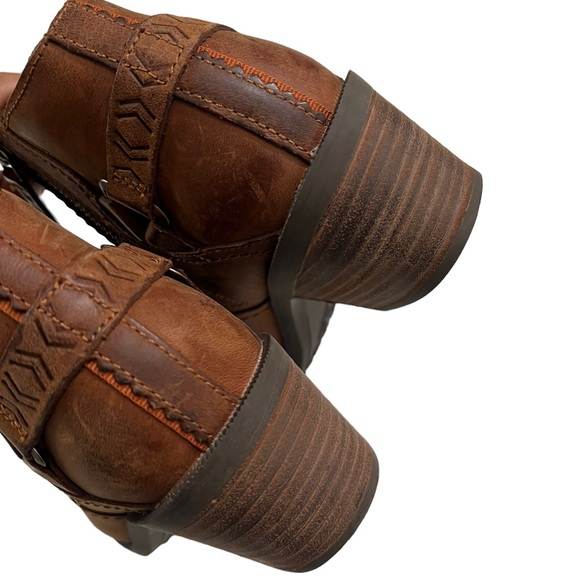 Teva Foxy Booties Brown Leather Round Toe Side Zip Ankle 6.5 - Picture 7 of 9